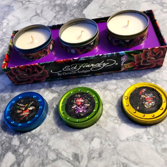 Ed Hardy Collectors Set - Picture 3 of 7